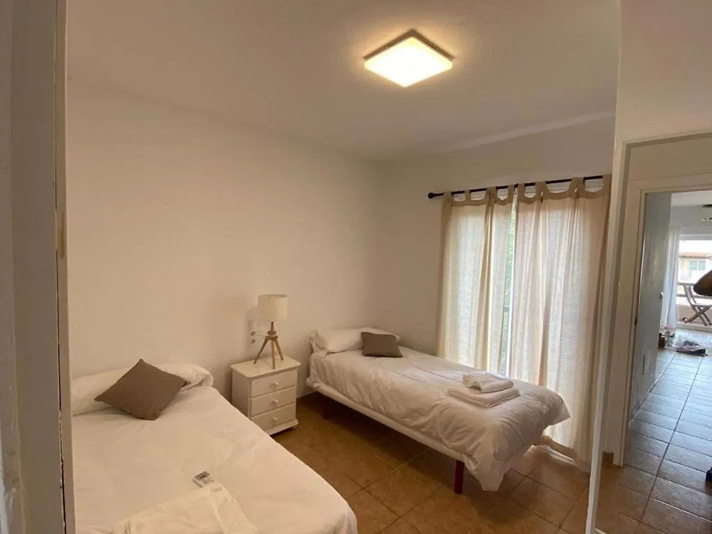 Apartamento Para 4-5 Personas En Es Pujols, Formentera Lägenhet